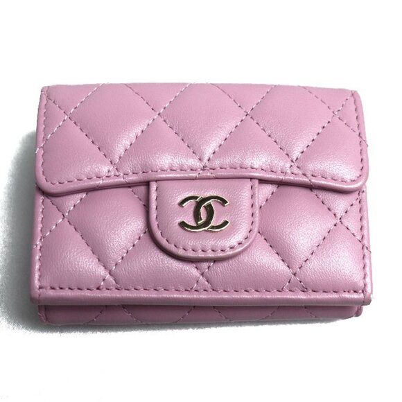 CHANEL Pink Wallet - Picture 1 of 8